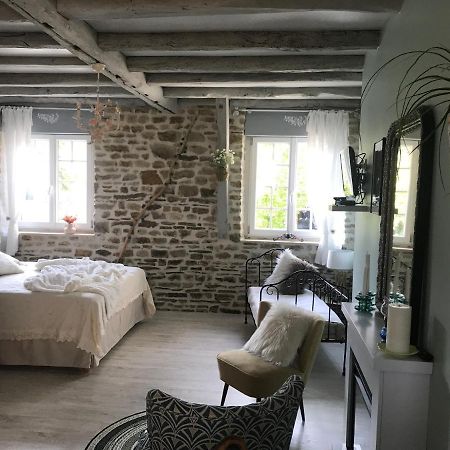 "La Chambre Des Tisserands" Ménil-Hubert-sur-Orne Exterior foto
